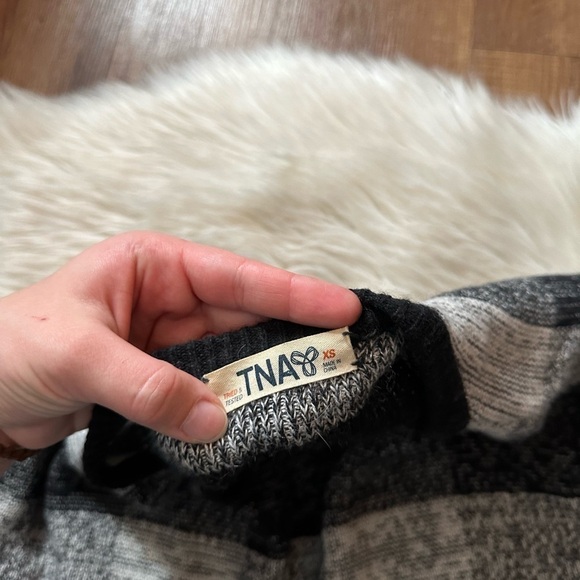ARITZIA TNA Plaid Pullover Sweatshirt - Picture 5 of 5